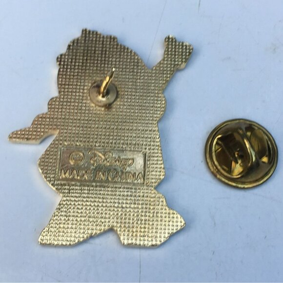 Disney WDCC - Cogsworth from Beauty and the Beast Disney Pin From 2001 - Picture 3 of 5